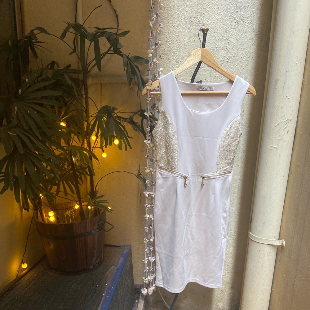 🛍️ Dress. Size - M - Picture 4 of 9